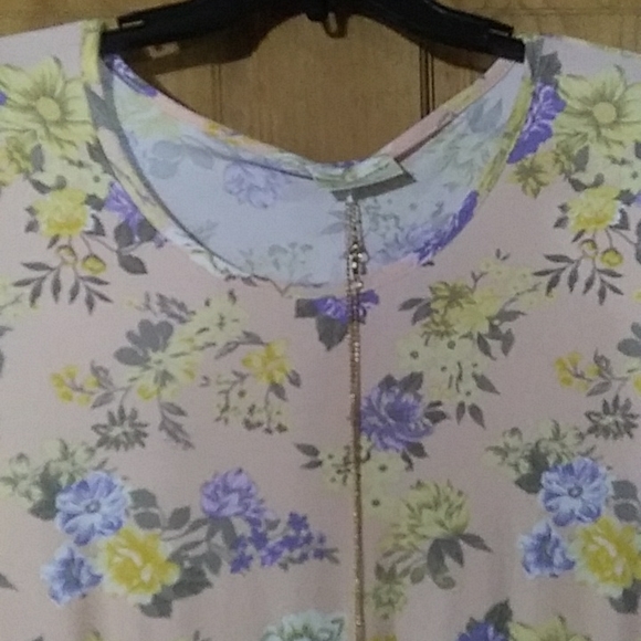 New BOBBIE BROOKS Dress - Picture 2 of 3